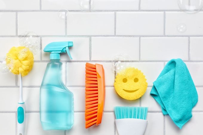 Basic cleaning vs deep cleaning in Dubai